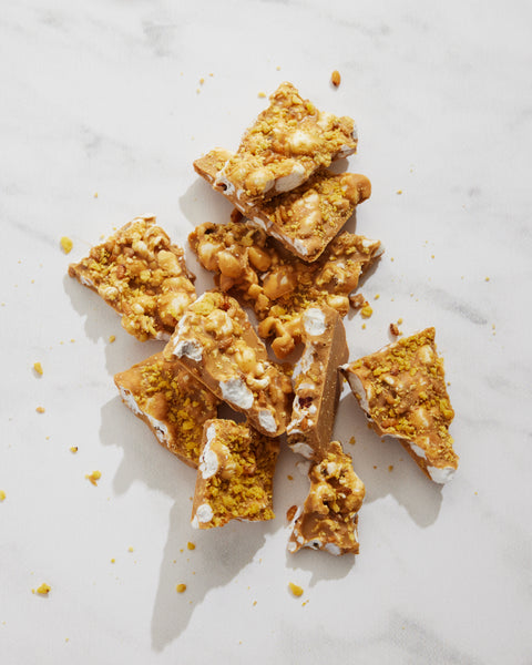 Golden Popcorn Bark (4oz)